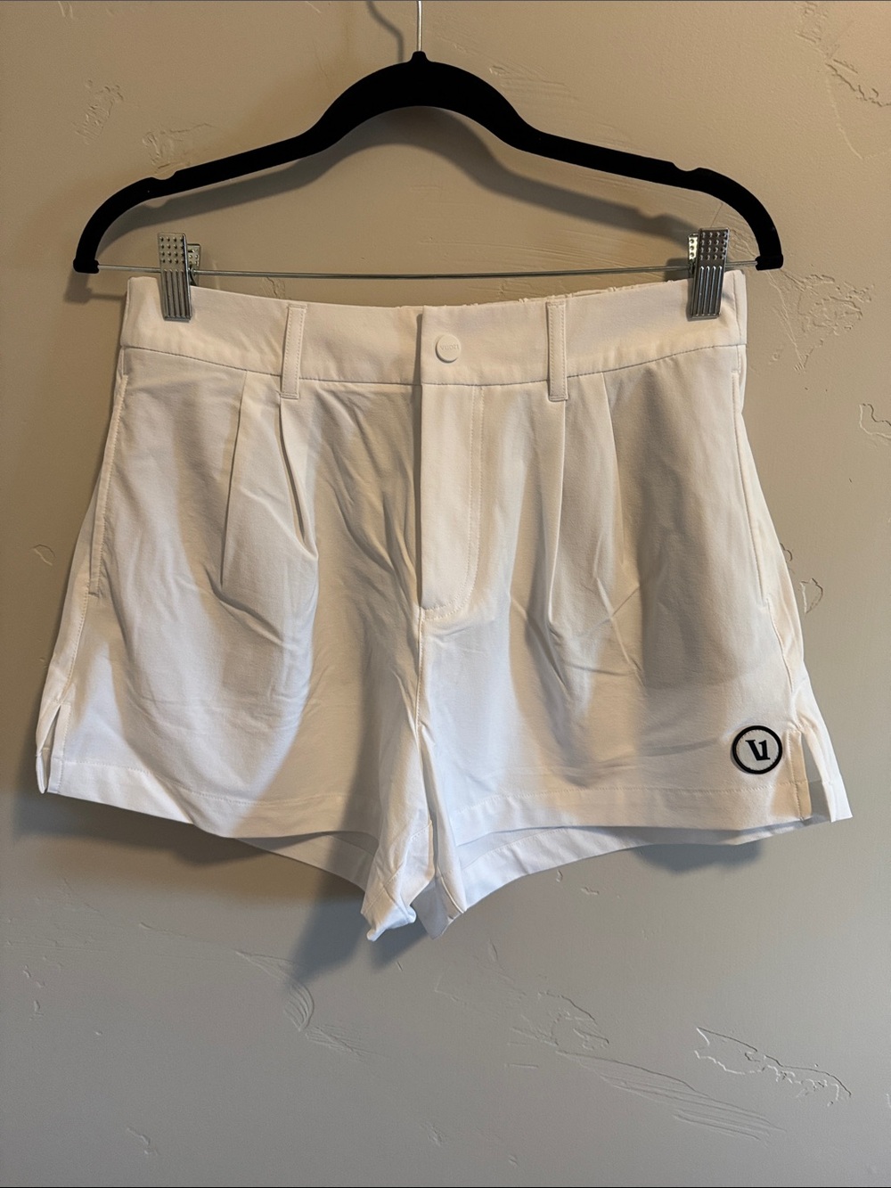 White Vuori casual shorts. New without tags.